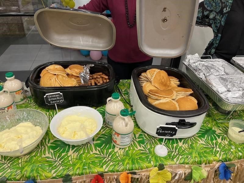 Early on Monday morning volunteers of Parent Engagement at the LHSON hosted the most popular event of the year, 'Breakfast Before Finals' for students. There was lots of wonderful food to help give students energy to get through their finals!