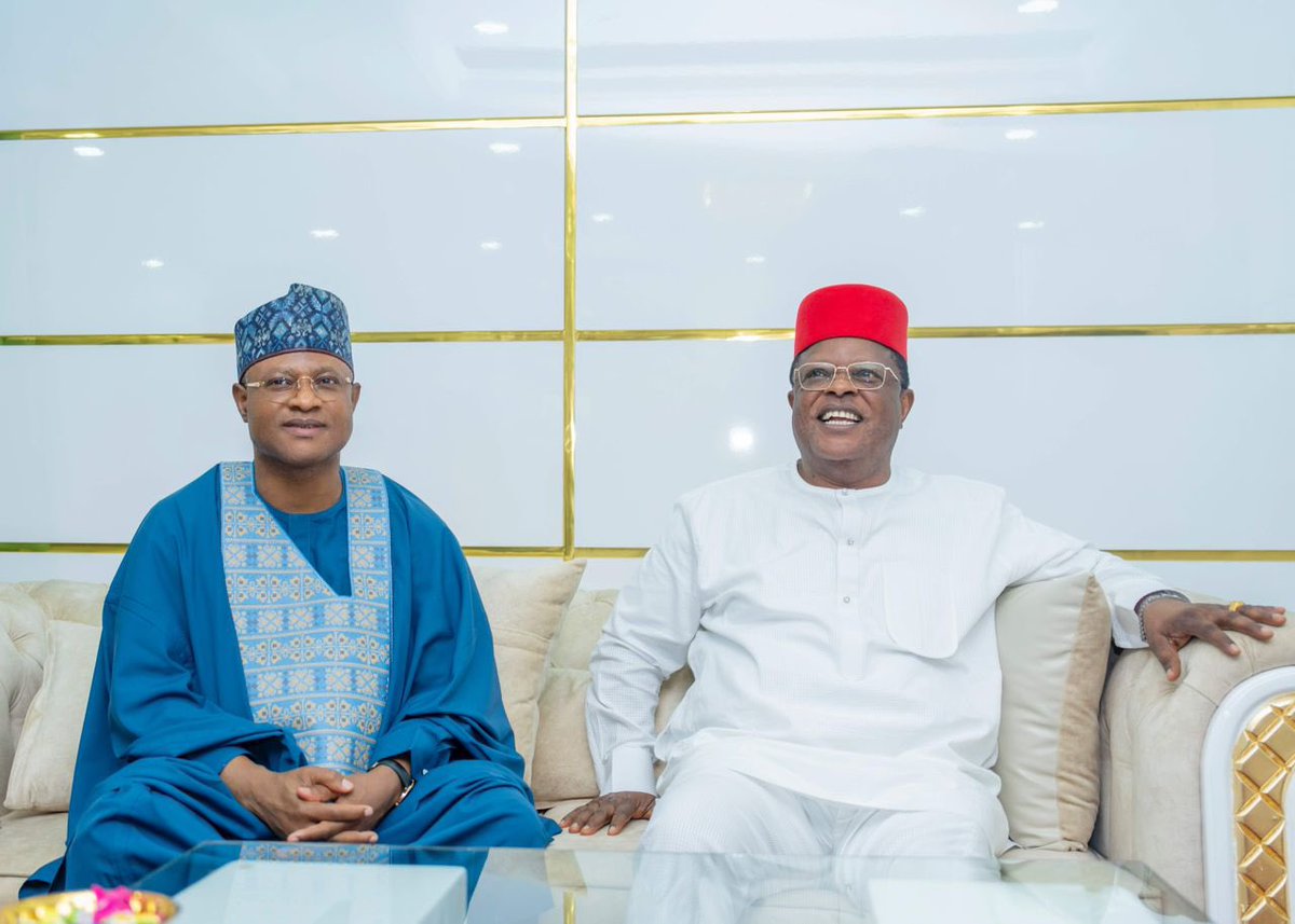 Today, Governor Uba Sani paid a courtesy call on the  Honourable Minister of Works, His Excellency, Senator (Dr.) Nweze David Umahi at the Ministry of Works Headquarters, Abuja.