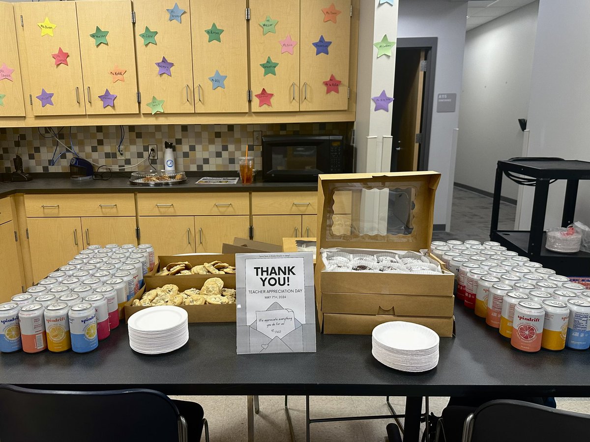 Happy Teacher Appreciation Day to all the amazing AHS staff who help make our school the best it can be! Your hard work and dedication do not go unnoticed, and for that, we are forever grateful. We hope these baked goods were enjoyed as a token of our appreciation! :)