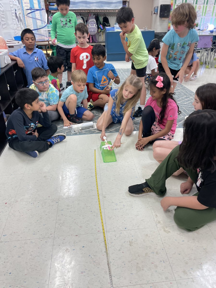 OP 2nd graders participated in the Crafty Catapult Challenge! They enjoyed working together and connecting with other schools virtually to share their thinking! #RemakeDays #RemakeLearning