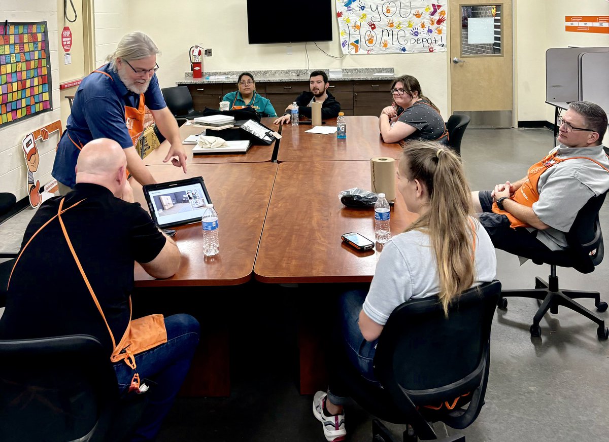 Cabinet, Countertop, home organization PK with Mr. Craig Stanley on this Specialty Tuesday! I loved having associates from multiple departments learn about the services we offer! @elizondo_iii @je_raul08 @bluepitt79 @BrendanMcDowel9