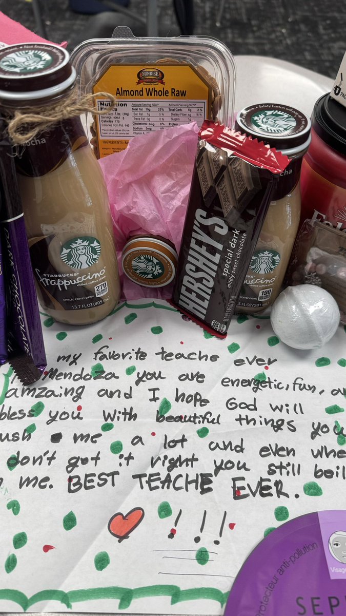 Just bragging a little. 🤭 
My kids know me. #TeacherAppreciateWeek  #coffeefortheteacher  #fourthgradeteachers #bilingualteachers #coffetime