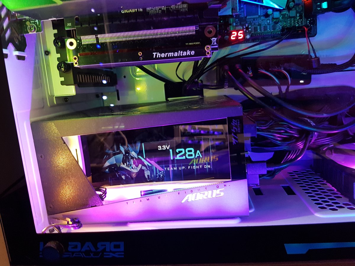 Enfenyx's tweet image. Ahhh my new Aorus Z390 Master motherboard, my PC is reborn with perks and all USB ports work again plus more, We are finally back to normal. #PCGamer #pcenthusiast #gamingpc #aorus #gamedev #gamedevelopment