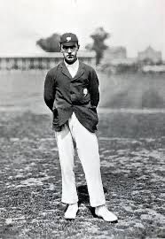 On 7th May 1900 @WorcsCCC bowled out @YorkshireCCC for 99. But They lost by an innings as Wilfred Rhodes dominated with match figures of 11-36. @WorcsCCC were dismissed for 43 & 51. Not their finest moment.