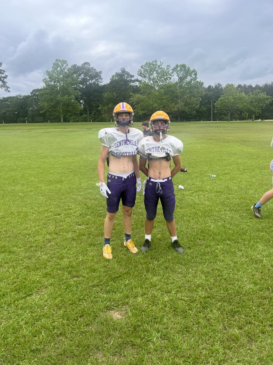 ⁦<a href="/JS00505/">John austin</a>⁩ ⁦⁦<a href="/PeytonTole82227/">Peyton Toler</a>⁩ 
Left John Austin Sterling -Offer Toledo
Right Peyton Toler smooth and quick athlete