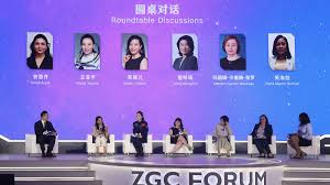 Una consejera de Estado china insta a las mujeres a tomar un papel protagonista en la investigación y el desarrollo de nuevas tecnologías. #MujeresEnCiencia #Innovación #China espanol.cgtn.com/news/2024-04-2… @cgtnenespanol