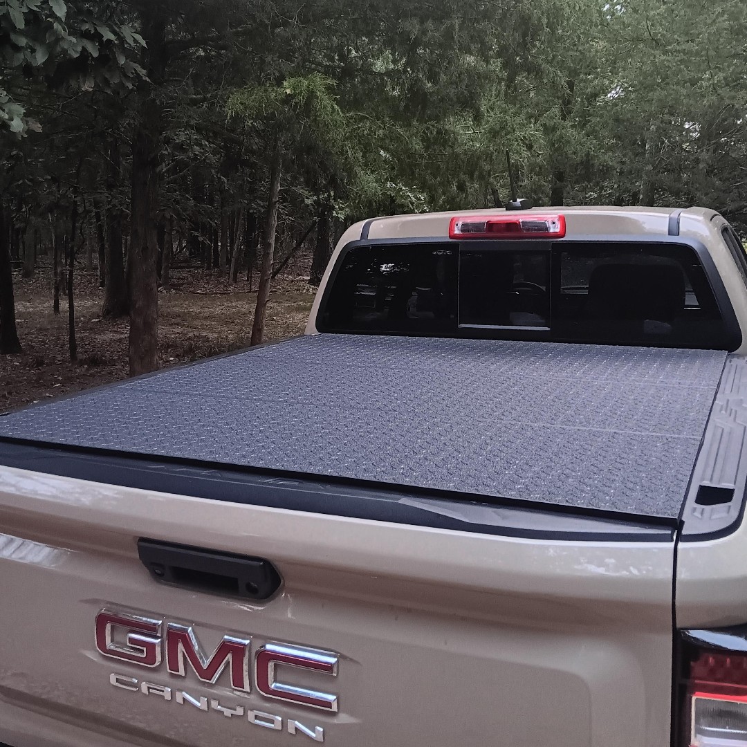 'Easy install and quality all the way. Love the look, I get compliments and inquiries from other truck owners. What a pleasure to buy Made in USA products.' LOMAX Professional Series Hard Cover
📸  Randy B.
📍Missouri

#ACITruckLife #truckaccessories #aciaccessories #truckupgrade