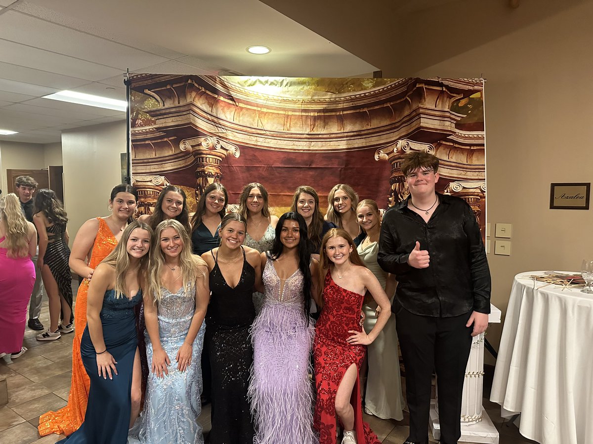 Found some MI kids at prom! ❤️❤️❤️