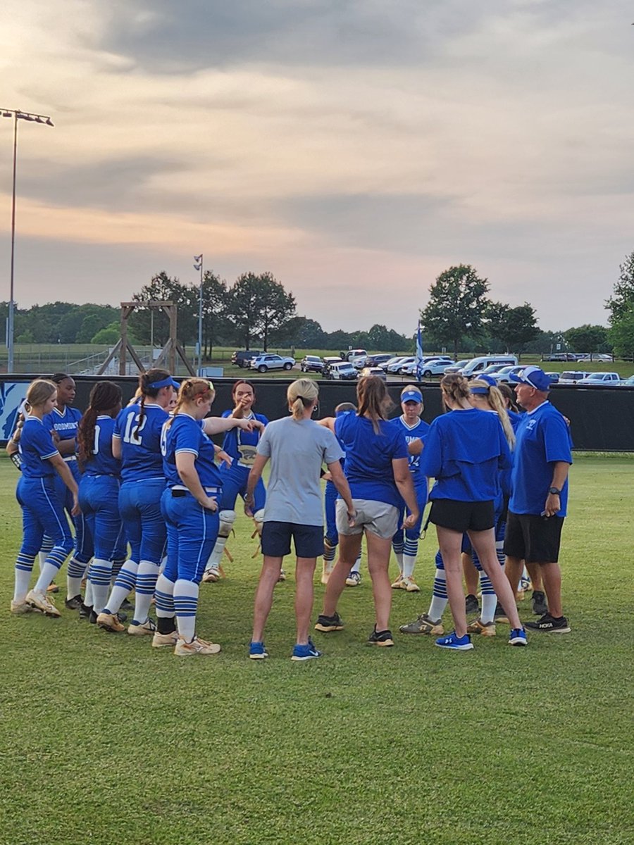 Lady Wildcats win 7-2 and advance to Wednesday at Lexington. First pitch is set for 5:00. Good luck Lady Wildcats! #WeAreWoodmont
