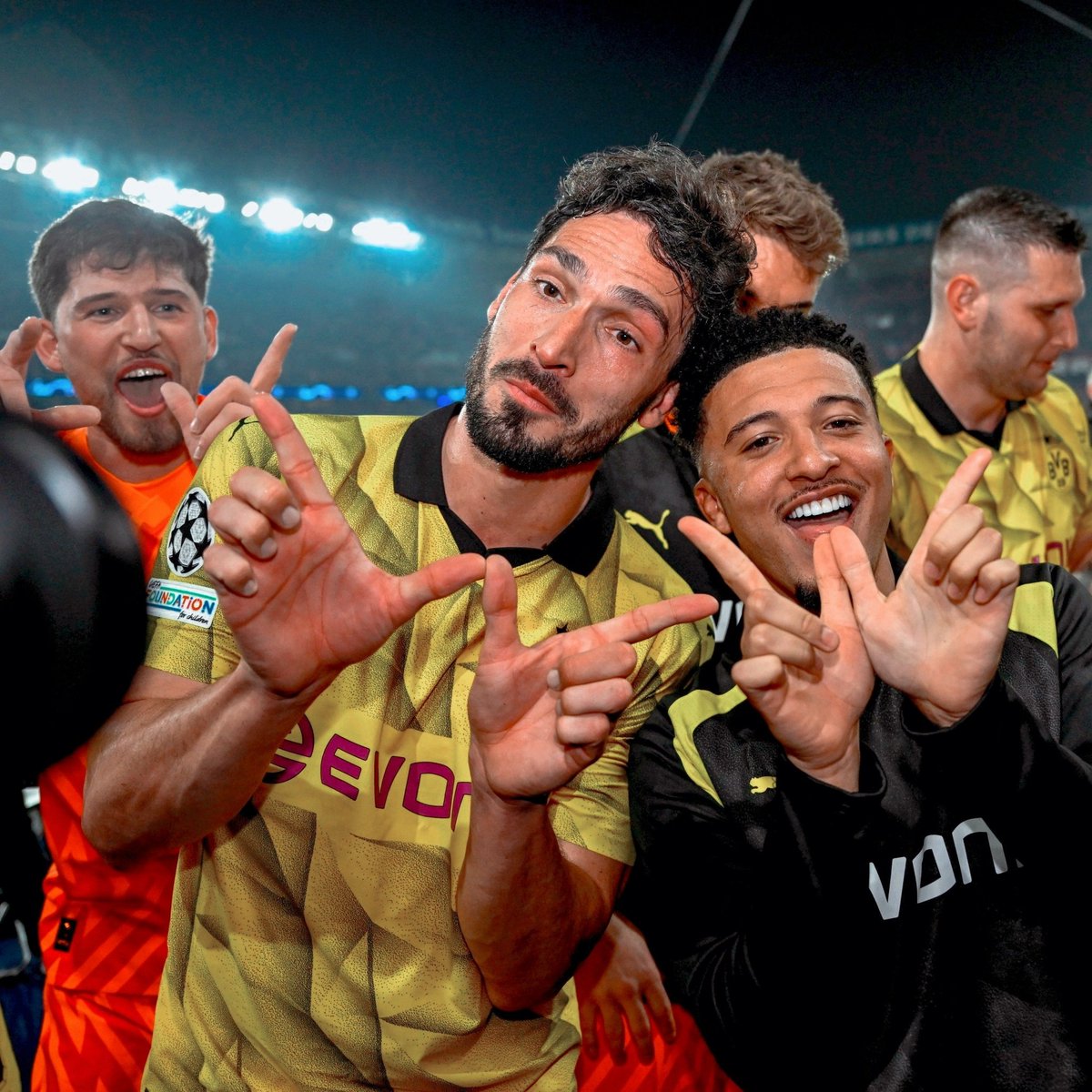 millustalents's tweet photo. ⭐ | FT (AGG): #ParisSaintGermain (0) 0-[1] (2) #BorussiaDortmund

⚽ - Mats Hummels 50'

@BVB are going to Wembley in the UEFA Champions League final! 💛🖤

#UEFAChampionsLeague #UCL #SemiFinal #SecondLeg https://t.co/D26r74Ep06