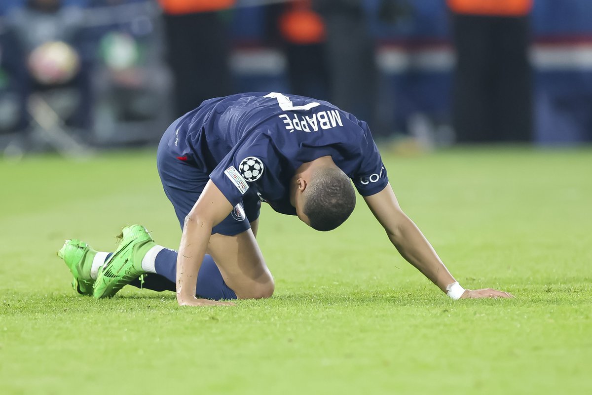 ActuFoot_'s tweet image. C'est donc comme ça que ça se termine. 😪