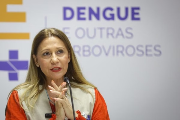 🦟Maioria dos estados registra tendência de queda de casos de dengue Ao todo 22 estados e o Distrito Federal apresentam tendência de queda nos casos de dengue. Apenas o Mato Grosso apresenta alta Leia: curt.link/MvYz