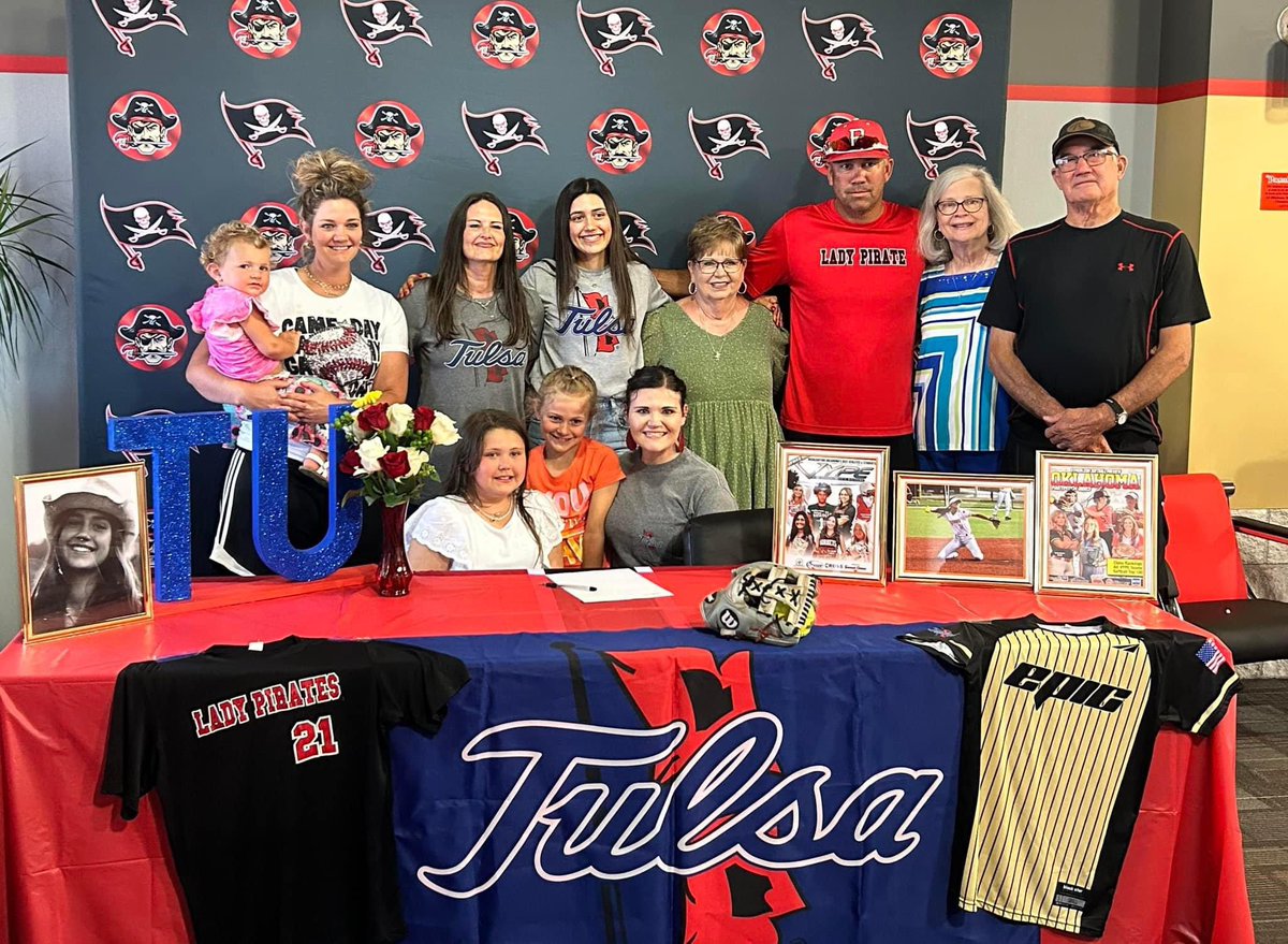 Epic National 18U Smith (@epicnational18) on Twitter photo Big Congratulations to Annika. Today was her official Signing Day โฅ๏ธ๐โฅ๏ธ๐. She is officially a Golden Hurricane โญ๏ธโญ๏ธโญ๏ธ <a href="/annikadill1/">annika dill</a>
#BeEpic #EpicAthletics #EastonFastpitch Big Congratulations to Annika. Today was her official Signing Day โฅ๏ธ๐โฅ๏ธ๐. She is officially a Golden Hurricane โญ๏ธโญ๏ธโญ๏ธ <a href="/annikadill1/">annika dill</a>
#BeEpic #EpicAthletics #EastonFastpitch