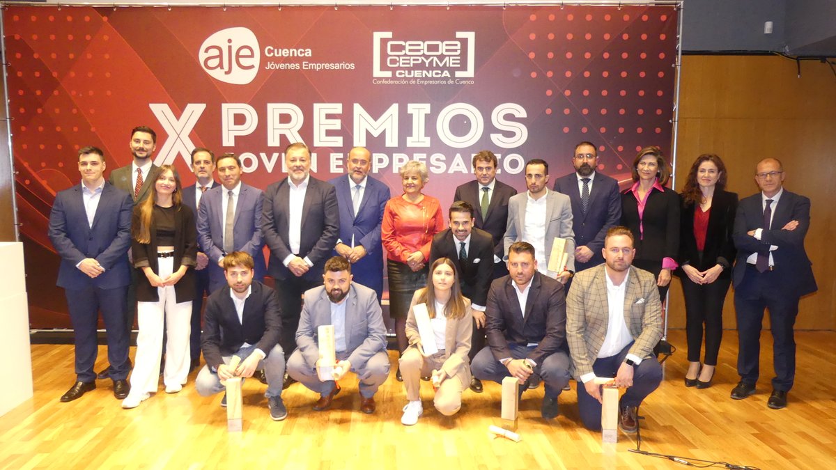 .@ajecuenca celebra sus undécimos premios para poner en valor el futuro que aportan los jóvenes empresarios @ceoecuenca @DipuCuenca @UnicajaBanco @MarmolesGranero ceoecuenca.es/portal/lang__e…