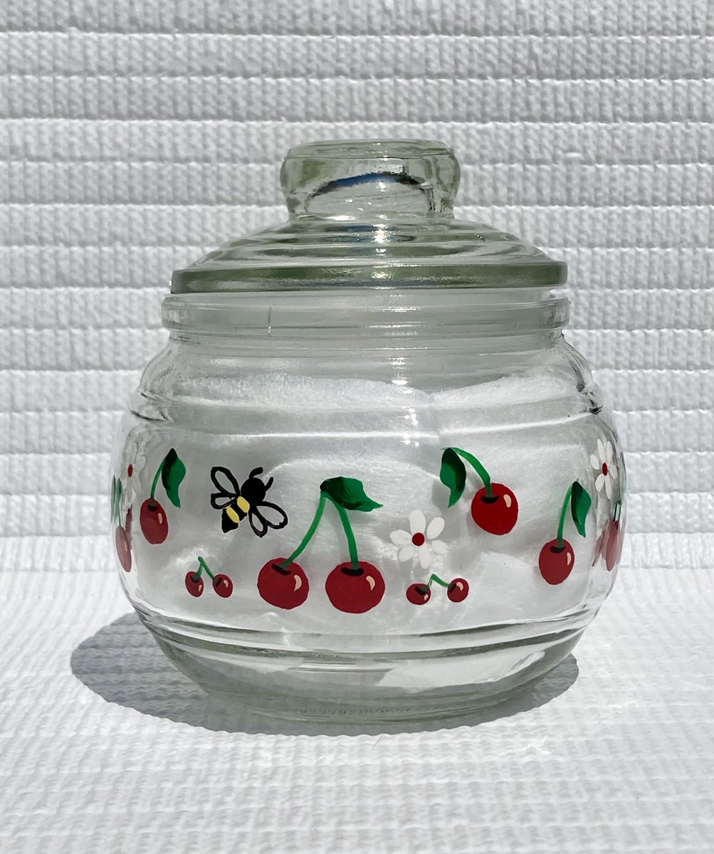 Cherries and bees etsy.com/listing/172374… #sugarbowl #cherries #bees #SMILEtt23 #CraftBizParty #etsy #etsyshop #etsygifts #cherrydecor