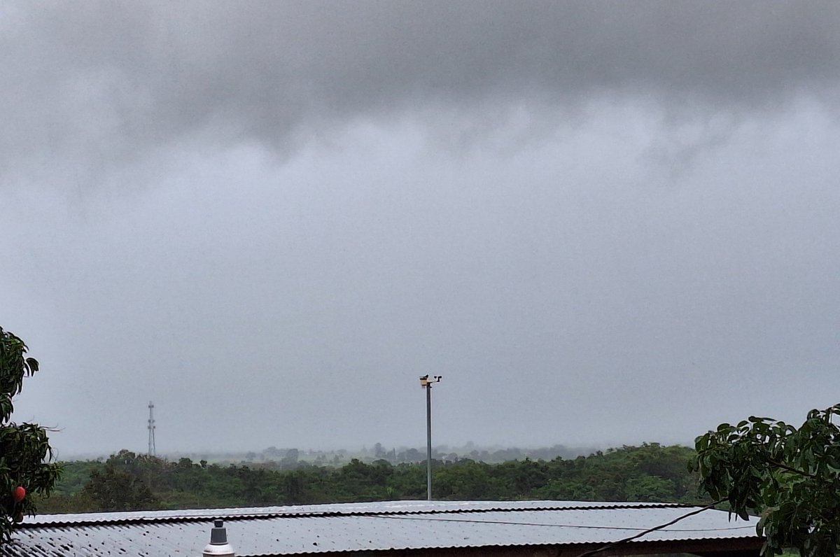 la lluvia llegó al Valle de Lajas! @adamonzon @carlosomartv @DeborahTiempo @Leticia26010845 @EliRobainaTV @rcortestv2 @SLopezTiempo @zamiratv