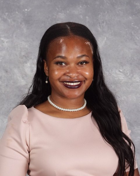 Next, we’d like to congratulate Nishira Mitchell on being named the new principal of @MemorialHCPS! She began her career in HCPS as a history teacher at @EastBayHS. She is coming from @HCPSAdams, where she also served as principal.