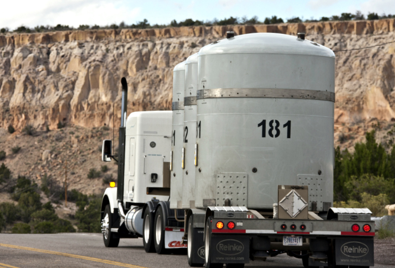 .@LosAlamosNatLab scientists and engineers have developed promising new technology to decontaminate transuranic #radioactive waste in a way that is safe, efficient, and will divert waste streams away from the Waste Isolation Pilot Plant. @WIPPNEWS discover.lanl.gov/news/waste-dec…