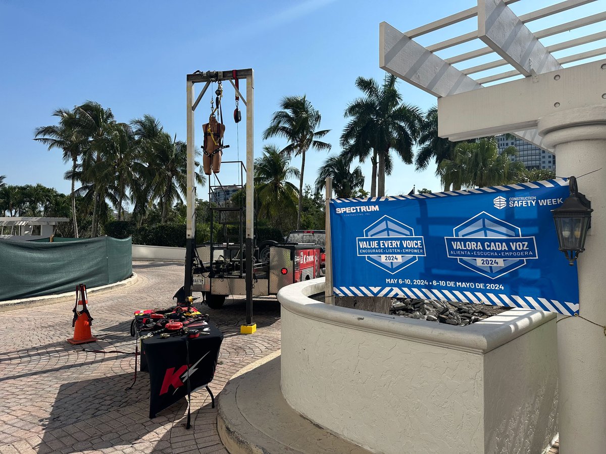 KStrongInc's tweet photo. For Day 2 of National Stand-Down for Safety Week, we took one of our demo rigs to Naples, Florida to do training with Spectrum Contracting. #KStrong #Unrivaled #Safety #StandDown4Safety #StopFalls @OSHA_DOL @ansidotorg https://t.co/YtEFyS3UC2