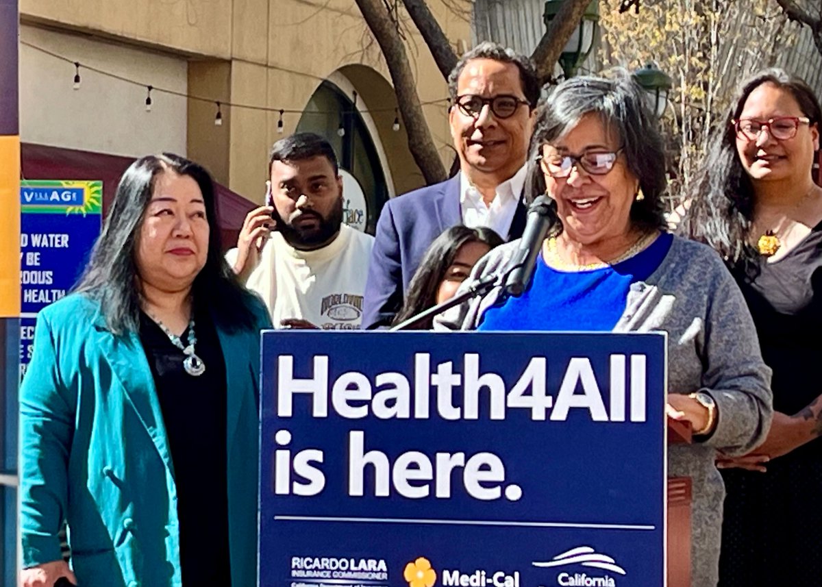 All undocumented immigrants in CA now qualify for full @MediCal_DHCS coverage. @La_Clinica_ & @7Gen1D hosted #Health4All with @ICRicardoLara to promote enrollment. This expansion covers medical, mental health, dental care, and more. For more info, visit:
dhcs.ca.gov/services/medi-…