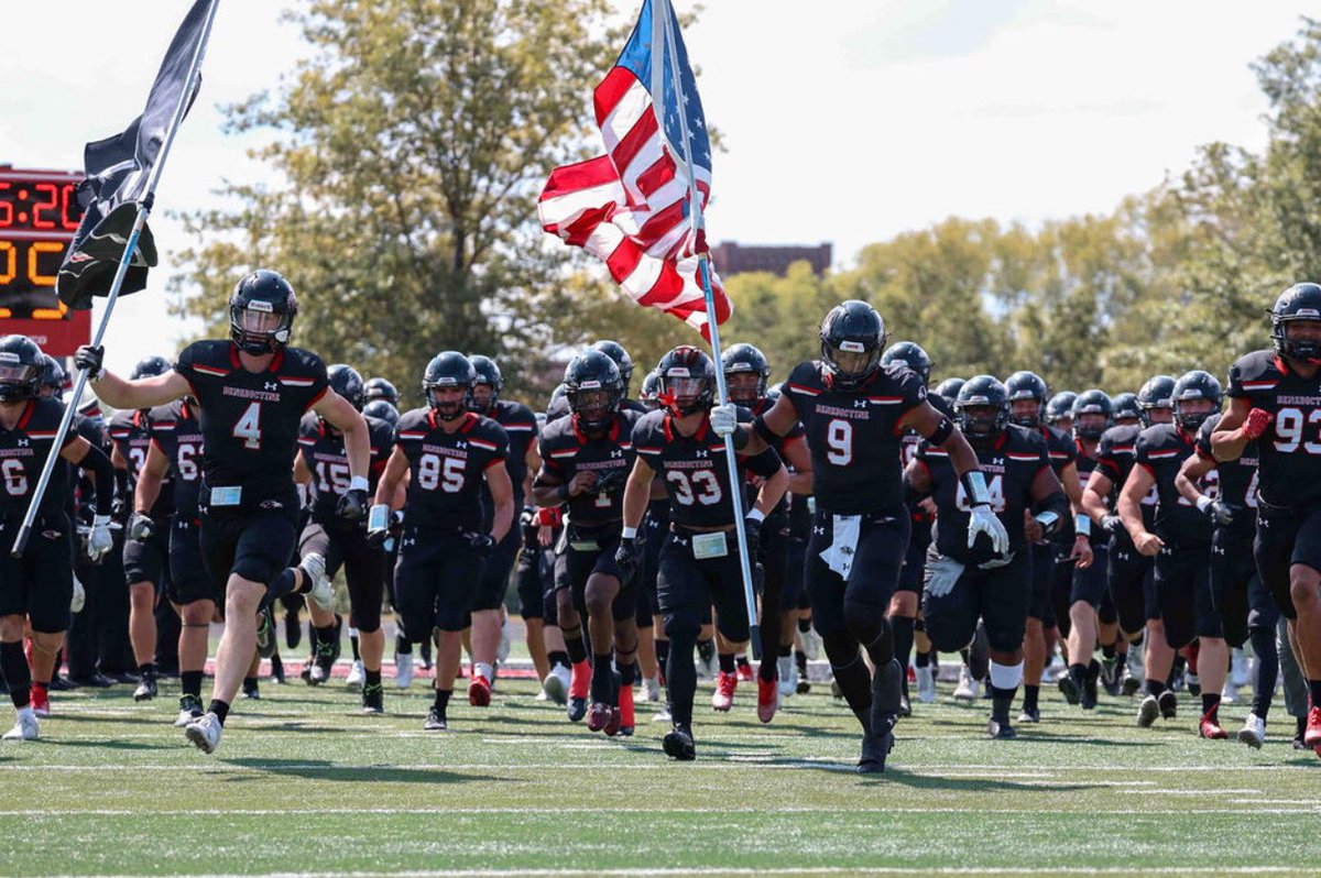 lpsponsel52's tweet image. After a great talk today with @coach_JLeonard I’m blessed to receive my first offer from @RavenFootballBC. Thanks for stopping by today Coach!!