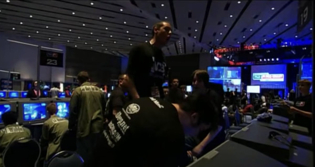 Swift_Kill's tweet image. I’ve been working to secure an organization or sponsor for an MLG-style Halo 2 tournament to celebrate its 20th anniversary this November. I want to honor Halo 2 with a major event in Vegas, but we need sponsors to help with venue costs. We have a solid team ready—equipped with…