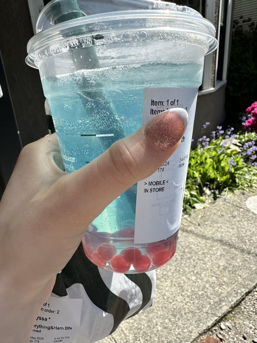 I tried it so that you don’t have to:

It’s a solid 5/10. I had high hopes, but it just tastes like overpriced, watered down koolaid with some mid popping boba in it :( I THOUGHT IT’D BE BETTER WHYYY