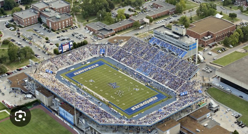 Blessed to receive another d1 scholarship to Middle Tennessee University 🔥🔥 @LandanYount @CoachLone @D_DUBB9 @mtsacfootball @OfficialBobbyP @CoachCDeen @CoachLJJohnson @CoachRamirezOL