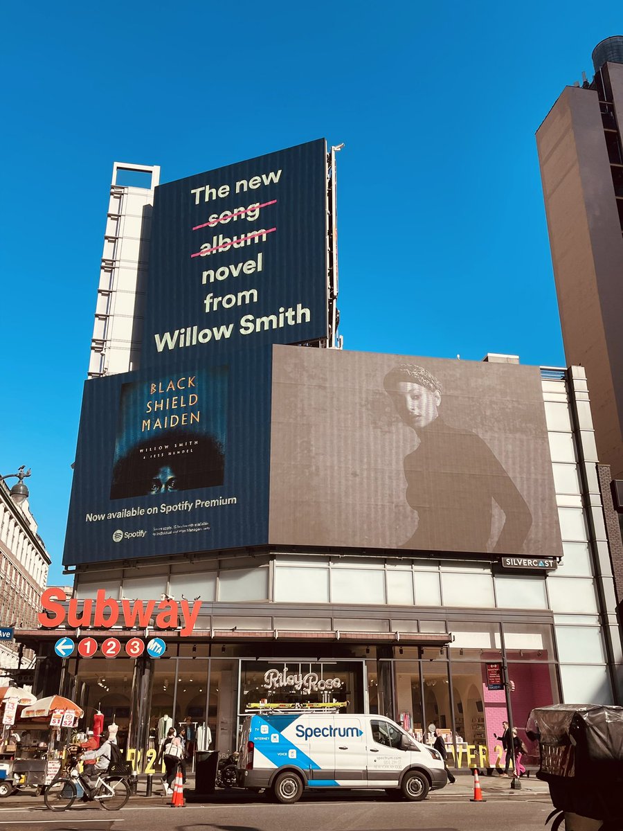 Penguin Random House Audio 🎧 📚 tweet media