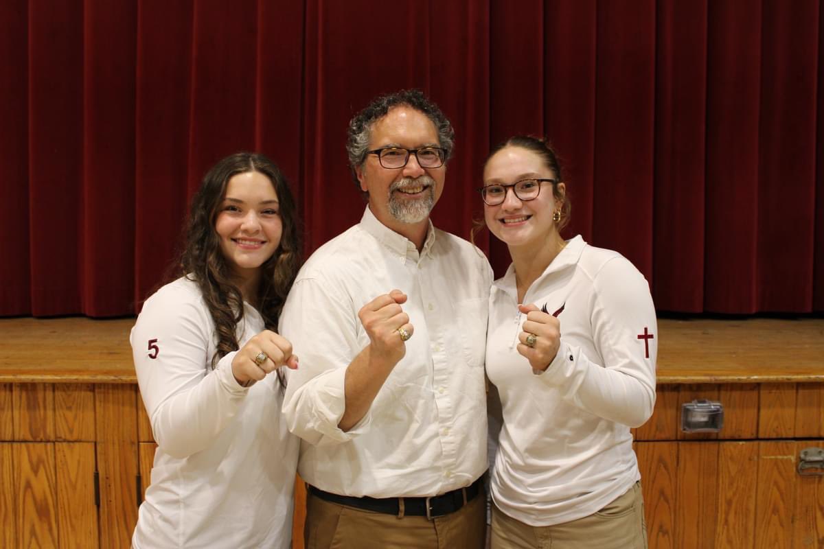 CassidyTrahan's tweet image. 💍 ceremony! I’ll never forget this season and all the memories and achievements we had together ❤️🦅
@VBAdrenaline @PrepDig @AVCAPhenom @PrepVolleyball @Jimmy_PVB @vbconnection @VBallProject