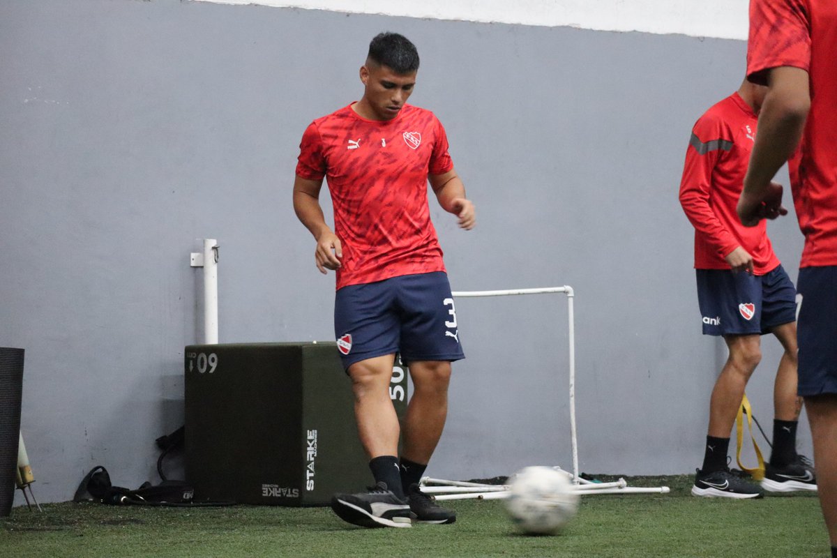 🔛 En marcha el partido de la #Reserva en Avellaneda. #CopaProyección #TodoRojo 🔴