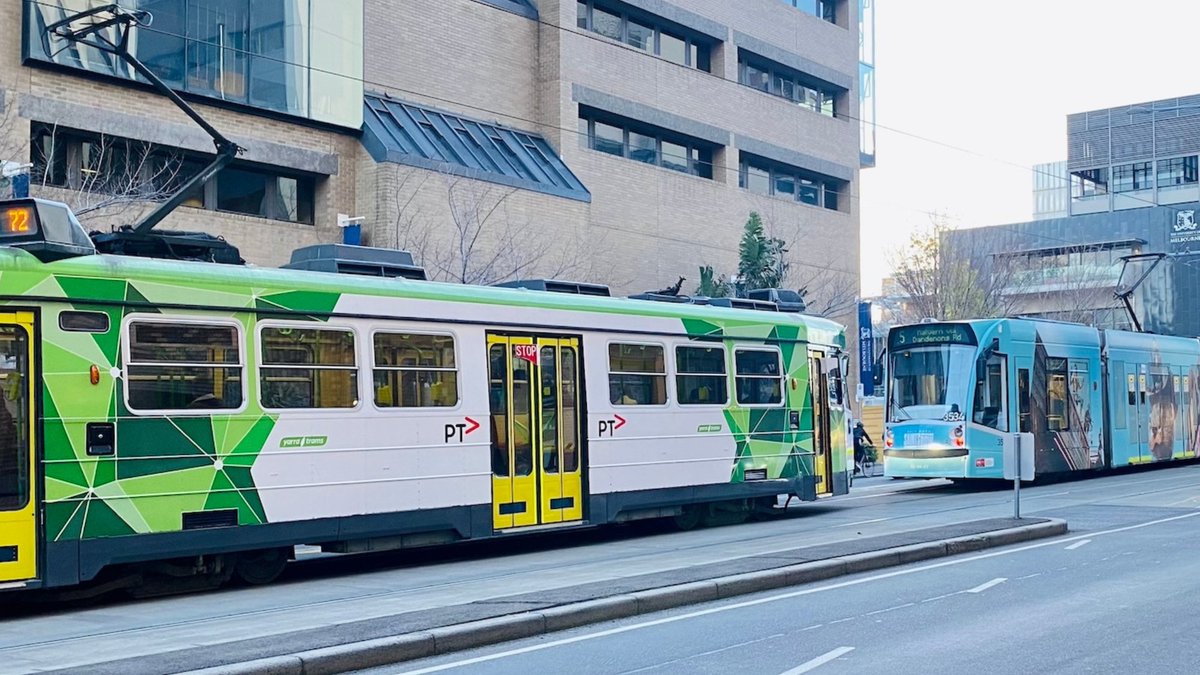 🚌 PhD Candidate @MustafaRezazada is working with Prof Egemen Tanin & Dr Neema Nassir to shed light on the causes, consequences & control strategies around one of PT's most intractable & annoying features – bus bunching. Learn more → unimelb.me/3y9qc57