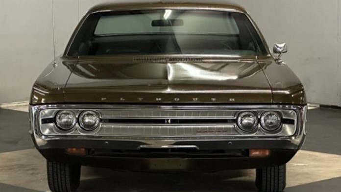 Our Pick of the Day is a 1971 Plymouth Fury II four-door sedan listed for sale by a dealership in Lillington, North Carolina. l8r.it/xU9E