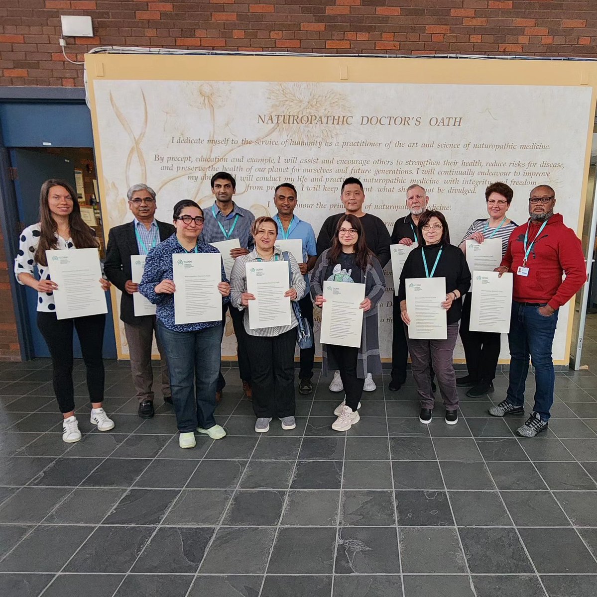 myccnm's tweet image. Please welcome our new students from the #CCNM IMG Class of 2026 who are celebrating completing their final day of orientation at the @OANDorg and @naturopathicdrs Social! #CCNMIMGClassof2026 #CCNMLife