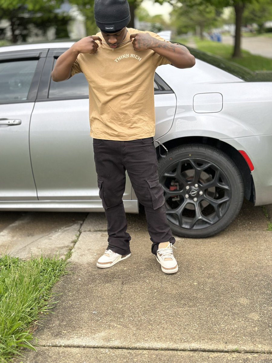 ThinkRichBrand's tweet photo. Got That New Drop Doing Numbers I Appreciate Yall🙏🏾❤️❤️ So For The Next Few Weeks “King Riches”Tee 20% Off🔥🔥🔥 $39.99 Out The Door Free Local Delivery You Can’t Beat That…Tap In &amp; Shop Thinkrichbrandofficial
https://t.co/L7KBdrbDOr https://t.co/bAnPt2EMYz