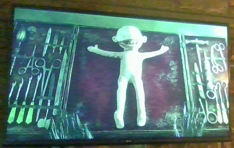 Lambroine's tweet photo. watching coraline rn 🔥🔥 https://t.co/1nh4Z1Cbqt