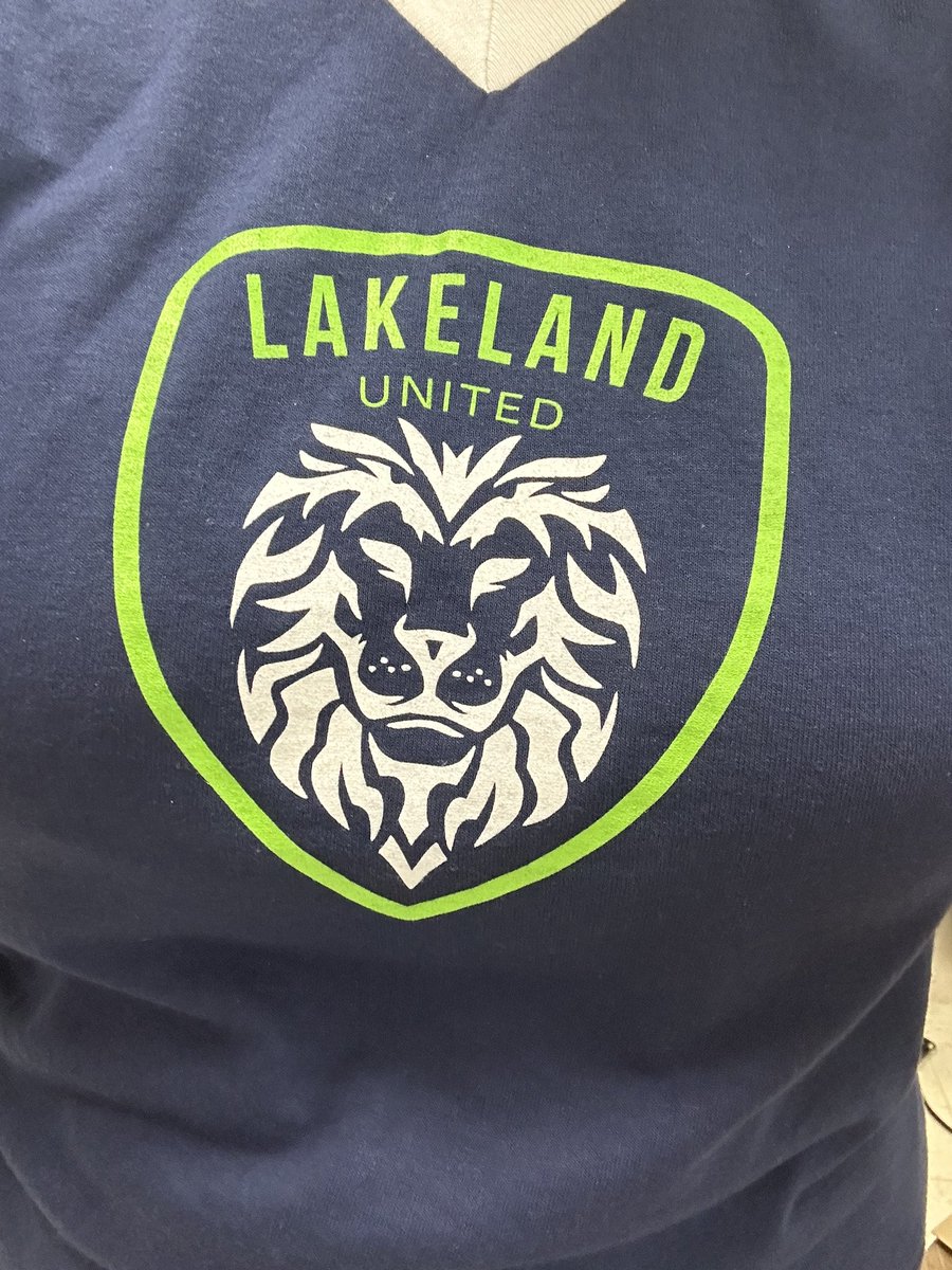 Day #2-  Lakeland Swag and Sweet Treats! Enjoy some new Lakeland swag and sweet treats to brighten your Tuesday.  #LionPride ❤️🦁❤️

Sweet Treats courtesy of @UMBC 

@LakelandJudyCtr @LakelandSchool