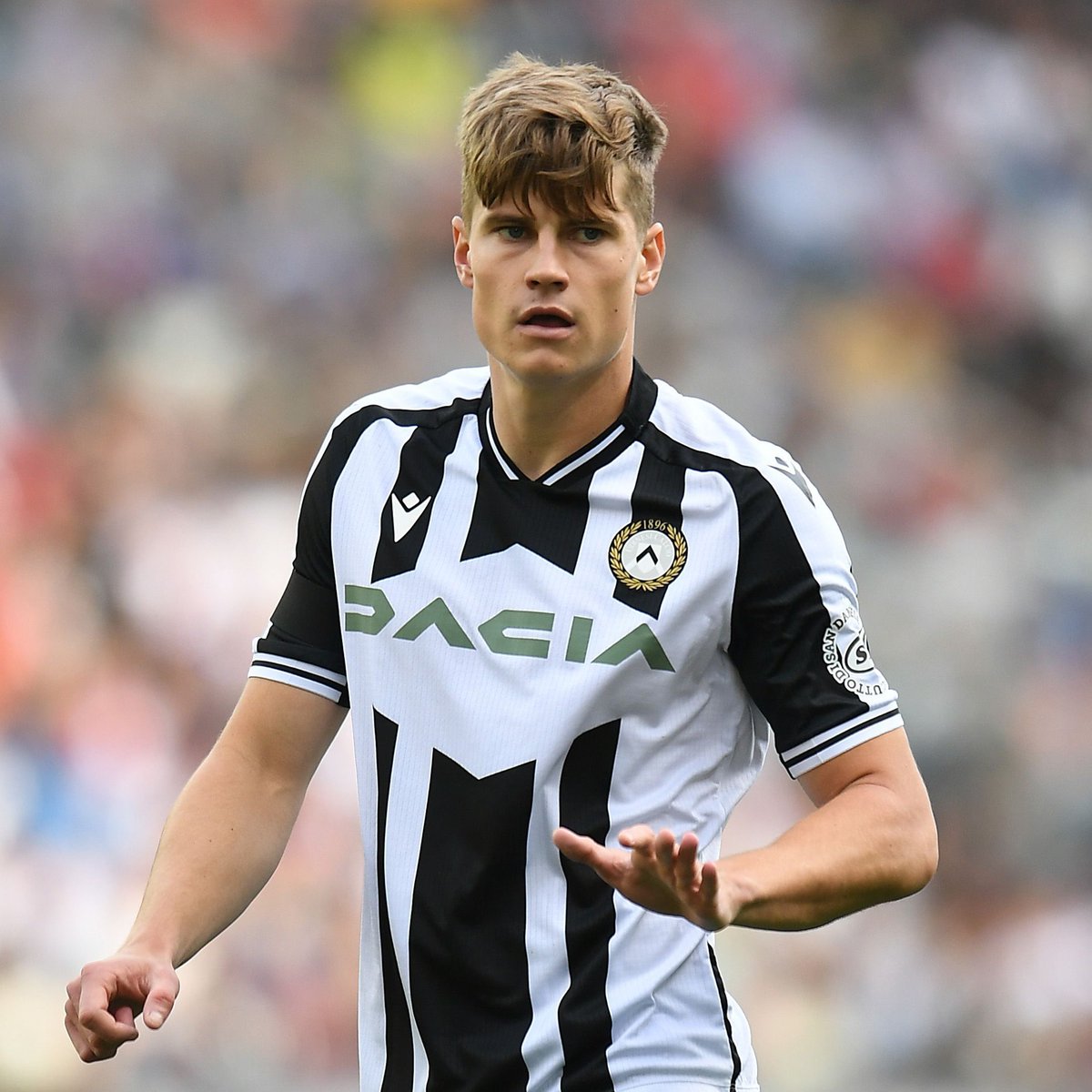 🚨 Despite rumours, #Inter is NOT interested in Udinese defender Jaka Bijol. The club has other names in mind in order to strengthen the defence for next season. ❌🇸🇮

[via @fcin1908it]
