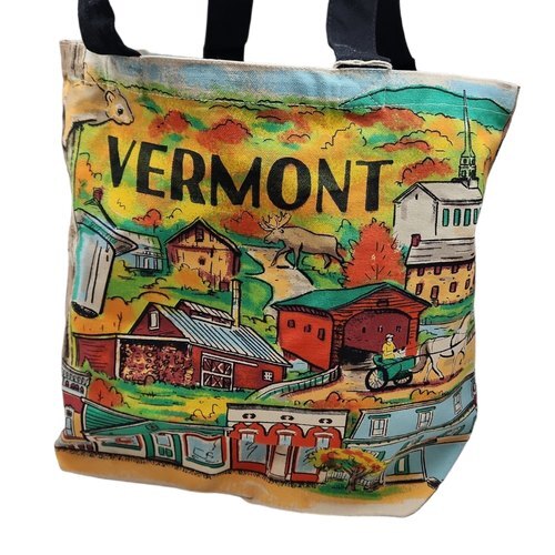 Happy National Tourism Day! 🌲✨ Discover the charm of Vermont and don't forget to grab your essential Vermont Shopper Tote at the Country Christmas Loft - where every day is a festive adventure! 

 #countrychristmasloft #shelburnevt #shelburnevt #shelbu… instagr.am/p/C6rvTckPb4-/