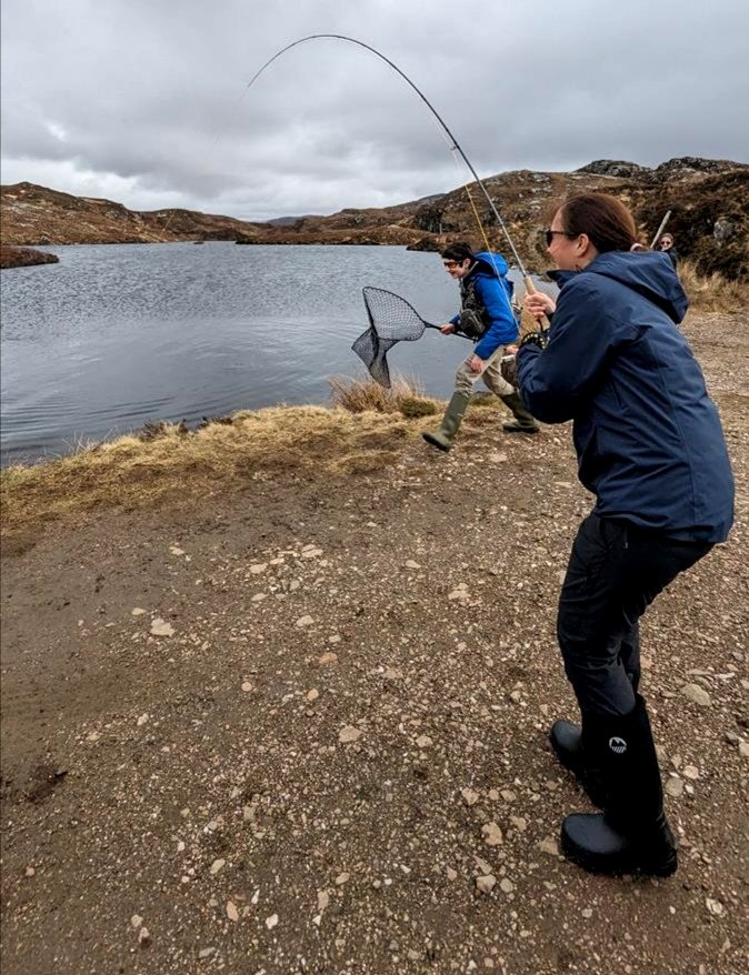 AssyntFly's tweet photo. Fishing as a family is always the best! #flyfishing #familyfishing #troutfishing #assynt https://t.co/WEvDGlIew9