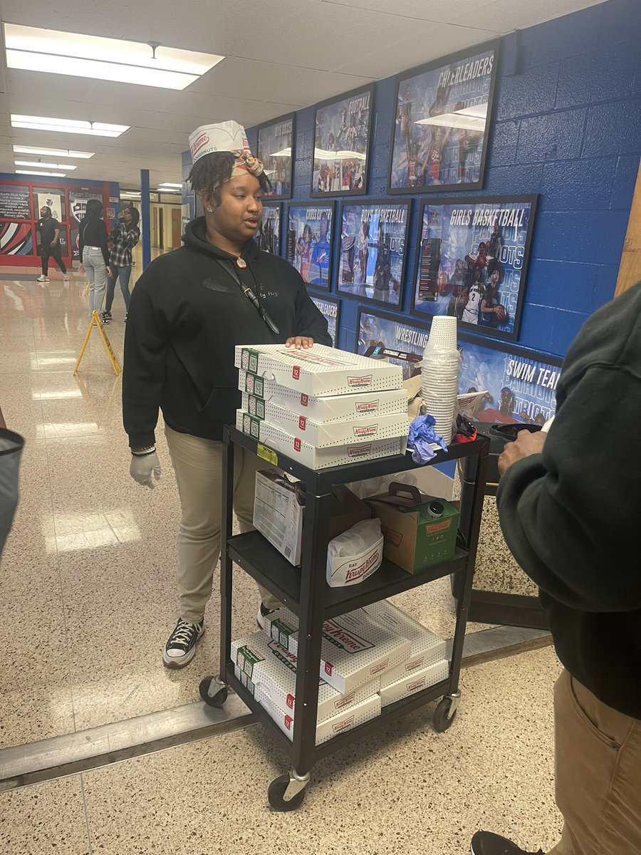 Friendly HS Patriots tweet media