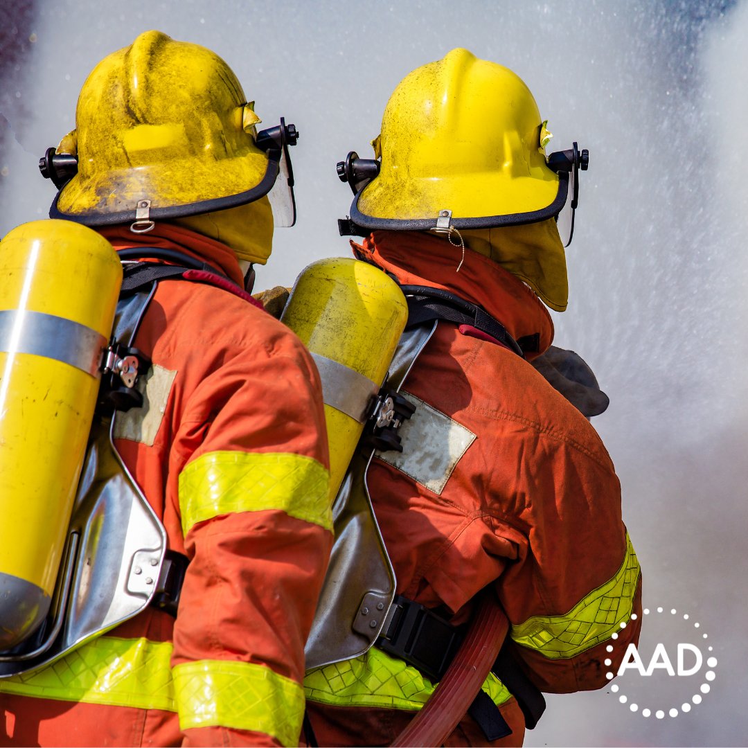 Firefighters are at a higher risk of #skincancer than average. The AAD’s #Firefighter Skin Cancer Checks Program allows you to help the heroes who help our communities by hosting your own firefighter skin check event. 
➡️aad.org/member/career/…

<a href="/FCSNnational/">Firefighter Cancer Support Network Official Page</a> #dermtwitter