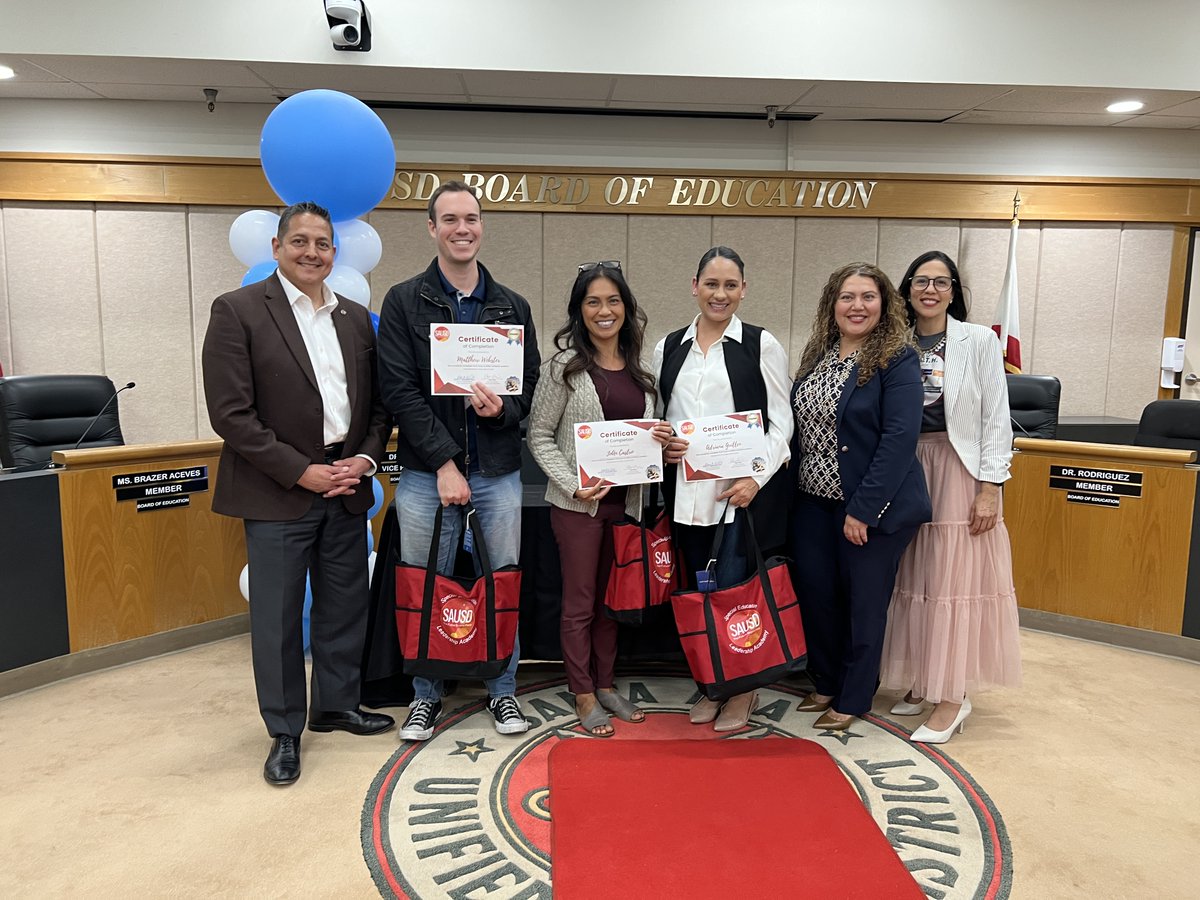 🏅#SAUSD honored new special ed. teachers at the Ability Architects Academy End-of-Year Celebration! They completed 50 hrs of training, showing our commitment to quality education. Thanks to Supt. Almendarez, Dr. Perez, and Dr. Olamendi for joining us! #WeAreSAUSD