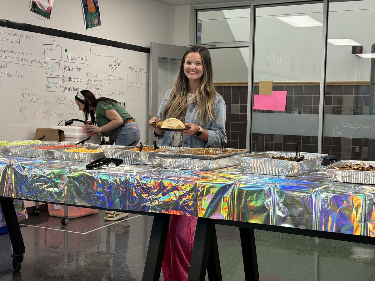 Christina McLain tweet media