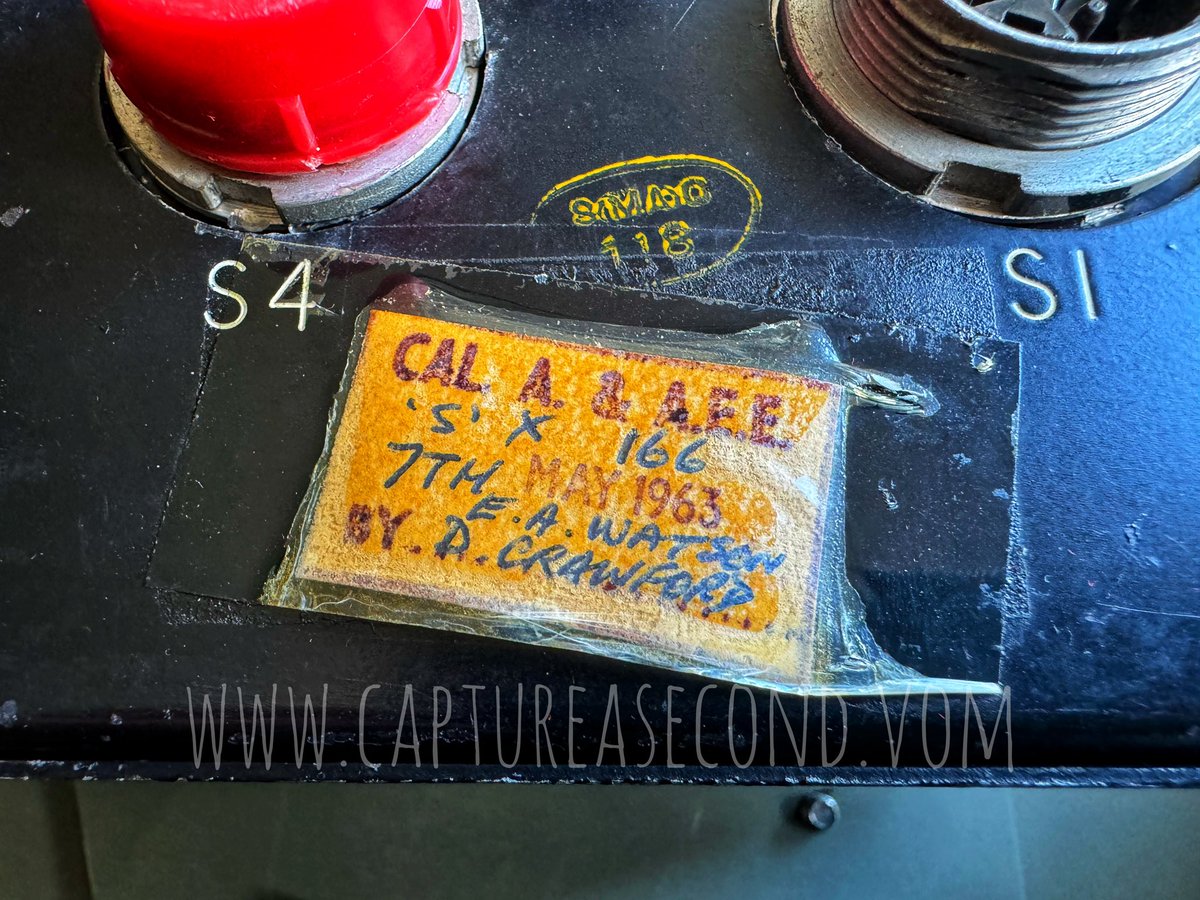 61 years ago today this Smiths Mark 10 autopilot from the Airplane & Armament Experimental Establishment was signed off as serviceable... #vintage #autopilot #avgeek #aaee #pilot #vulcan #captureasecond #61 #61yearsold