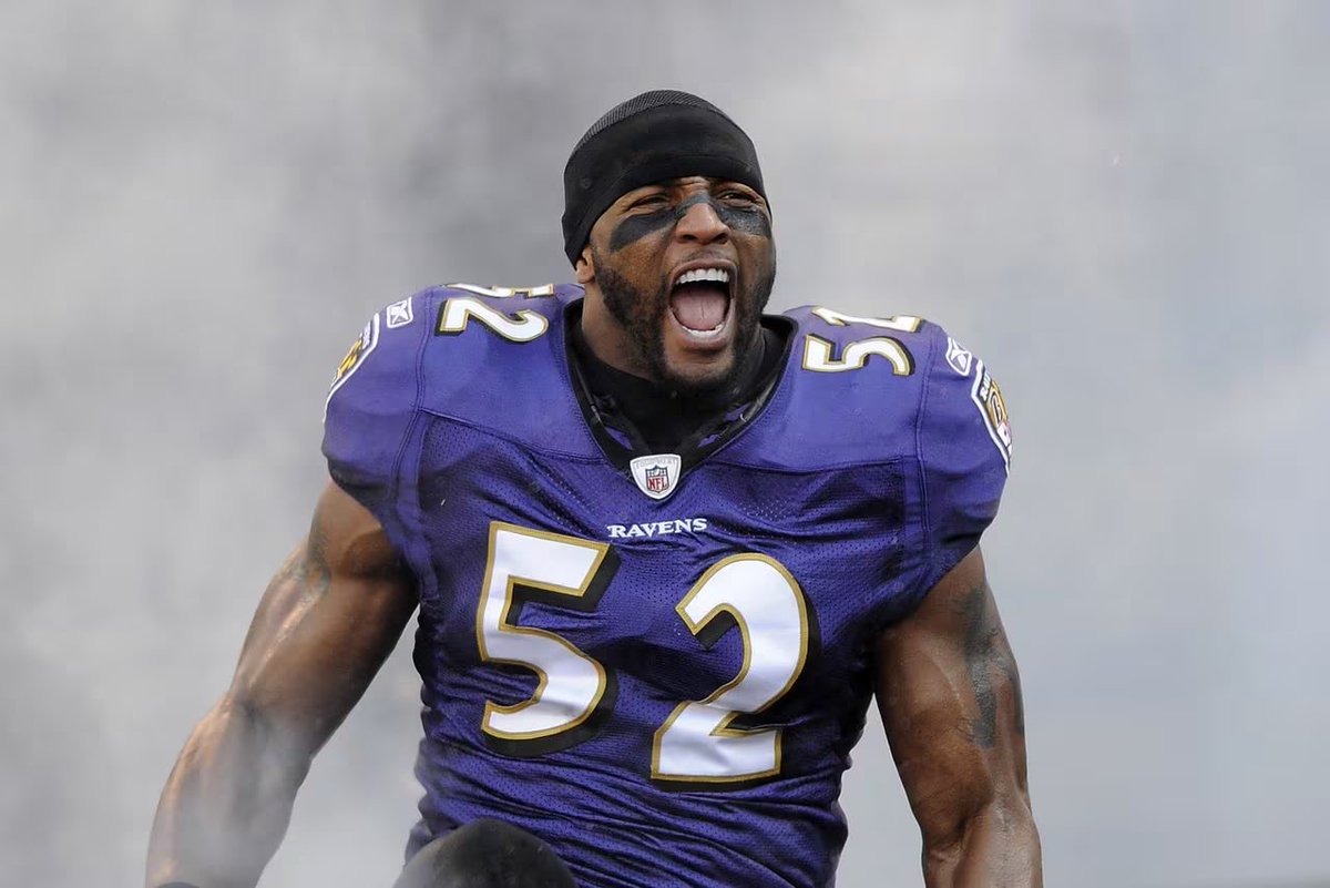 Most career tackles in #NFL history: #Ravens Ray Lewis - 2,059 #Rams / #Commanders London Fletcher - 2,039 #Chargers Junior Seau - 1,847 #Falcons Jessie Tuggle - 1,805 #Dolphins Zach Thomas - 1,734 #Bucs Derrick Brooks - 1,713 #Seahawks Bobby Wagner - 1,706 #Browns Clay