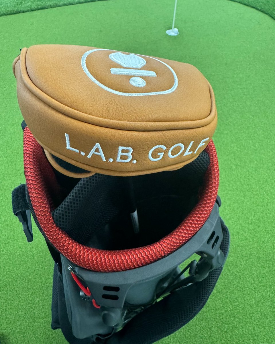 2ndSwingGolf's tweet image. The @labgolfputters  MEZZ.1 MAX with a 38" Counterbalance setup 😤

Now available in-stores and online bit.ly/3QzQtje

#labgolf #2ndswinggolf #golf