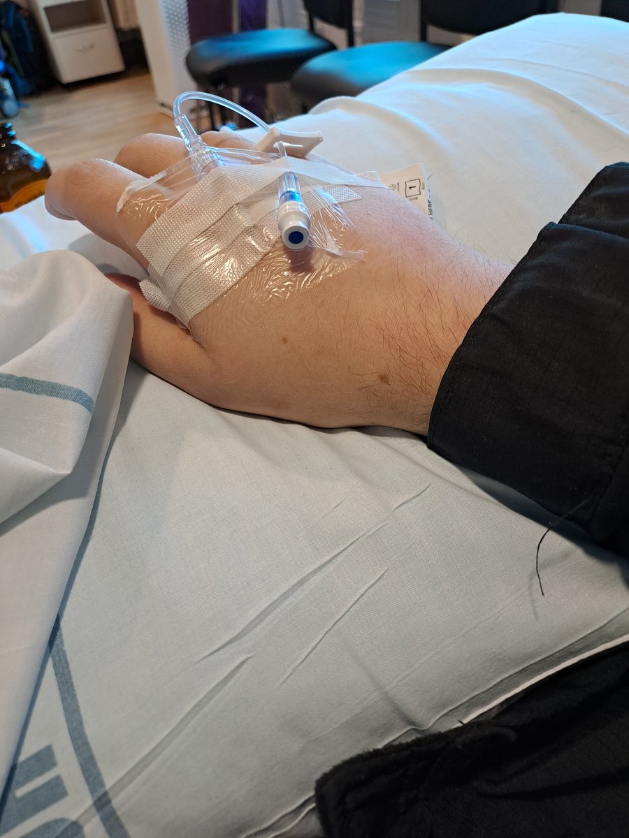 Alexis Levay tweet media