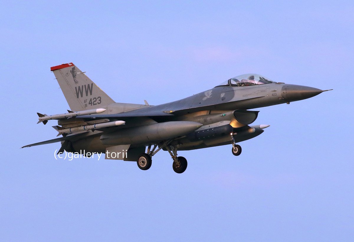 Northern Edge 23-2
35FW/13FS Wild Weasel 91-0423 F-16C on Jul 11, 2023
#35fw #35thfighterwing #wildweasel #f16c #f16 #usaf #usairforce #rjoi #2023rjoi #Jul2023rjoi #mcasiwakuni #iwakunibase #岩国基地 #northernedge #northernedge23 #ノーザンエッジ23