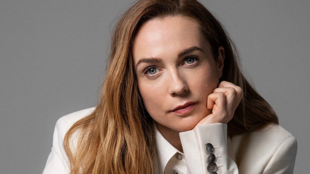 𝐕𝐢𝐝𝐞𝐨: Kerry Condon Spills the Beans on Her #SkeletonCrew Role! ✨ow.ly/RNup50Rz07i